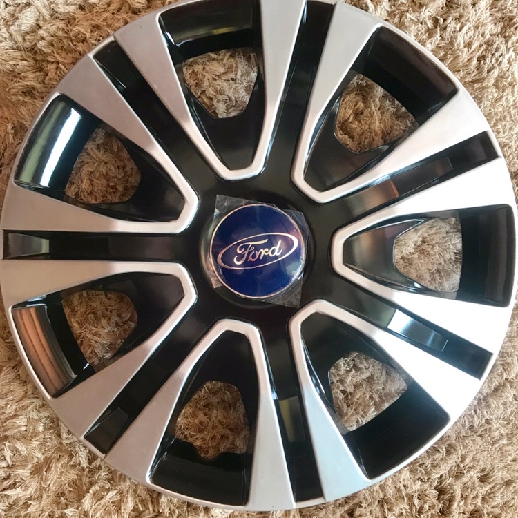 Bộ ốp lazang ford transit