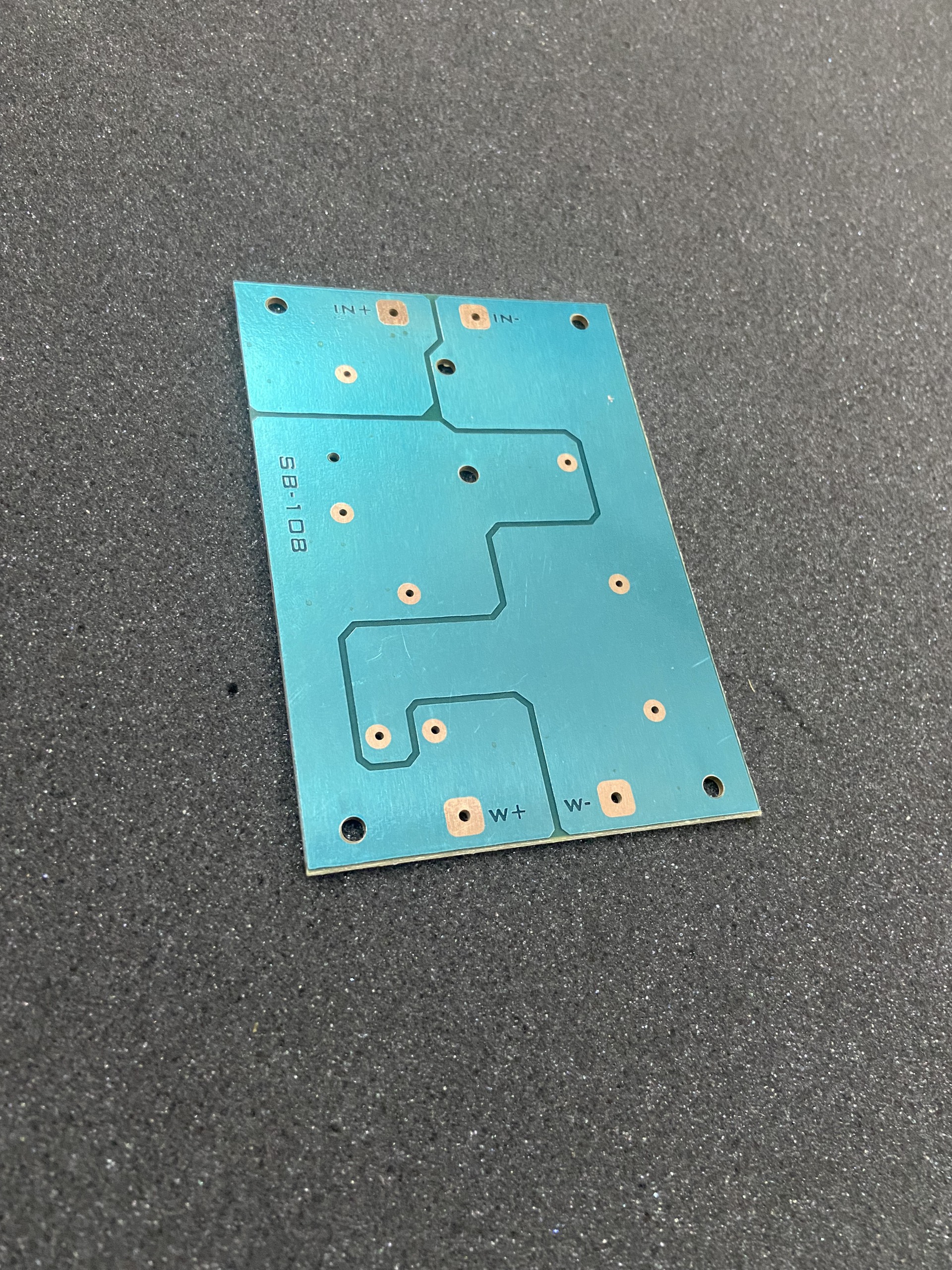 Bo mạch in pcb phân tần loa sub