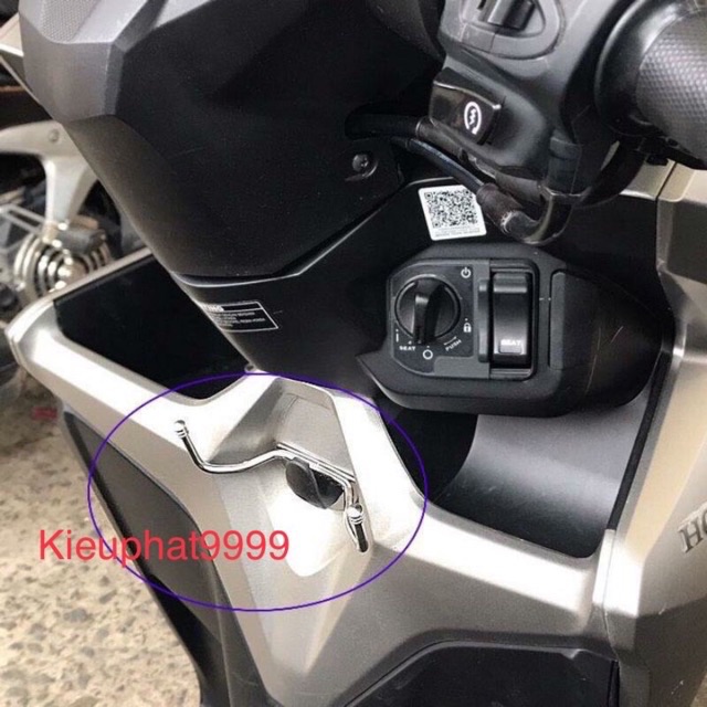 Móc Treo Vario Click Titan Và Inox