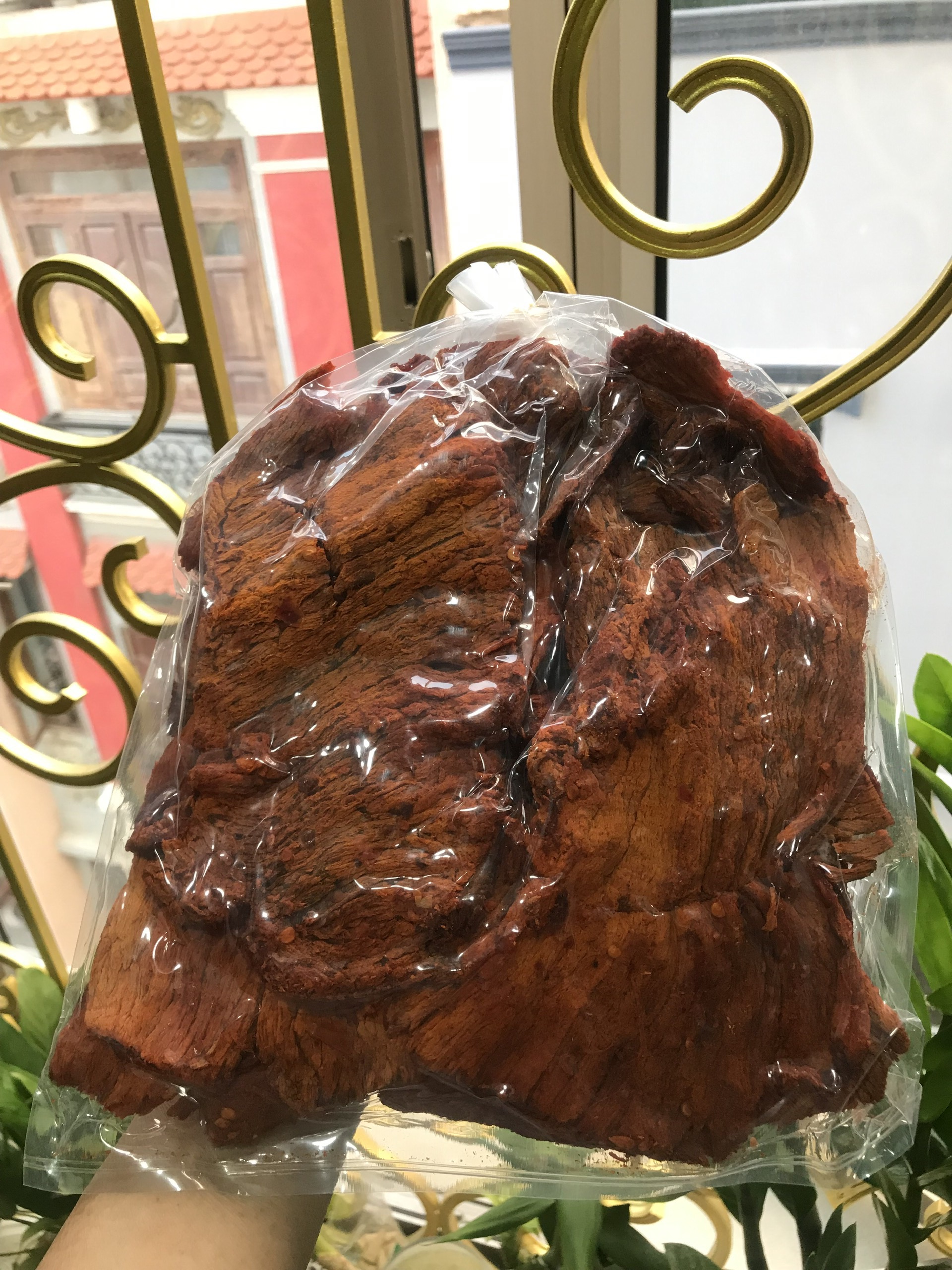 Khô bò giòn ngon hồng ngự miếng lớn
