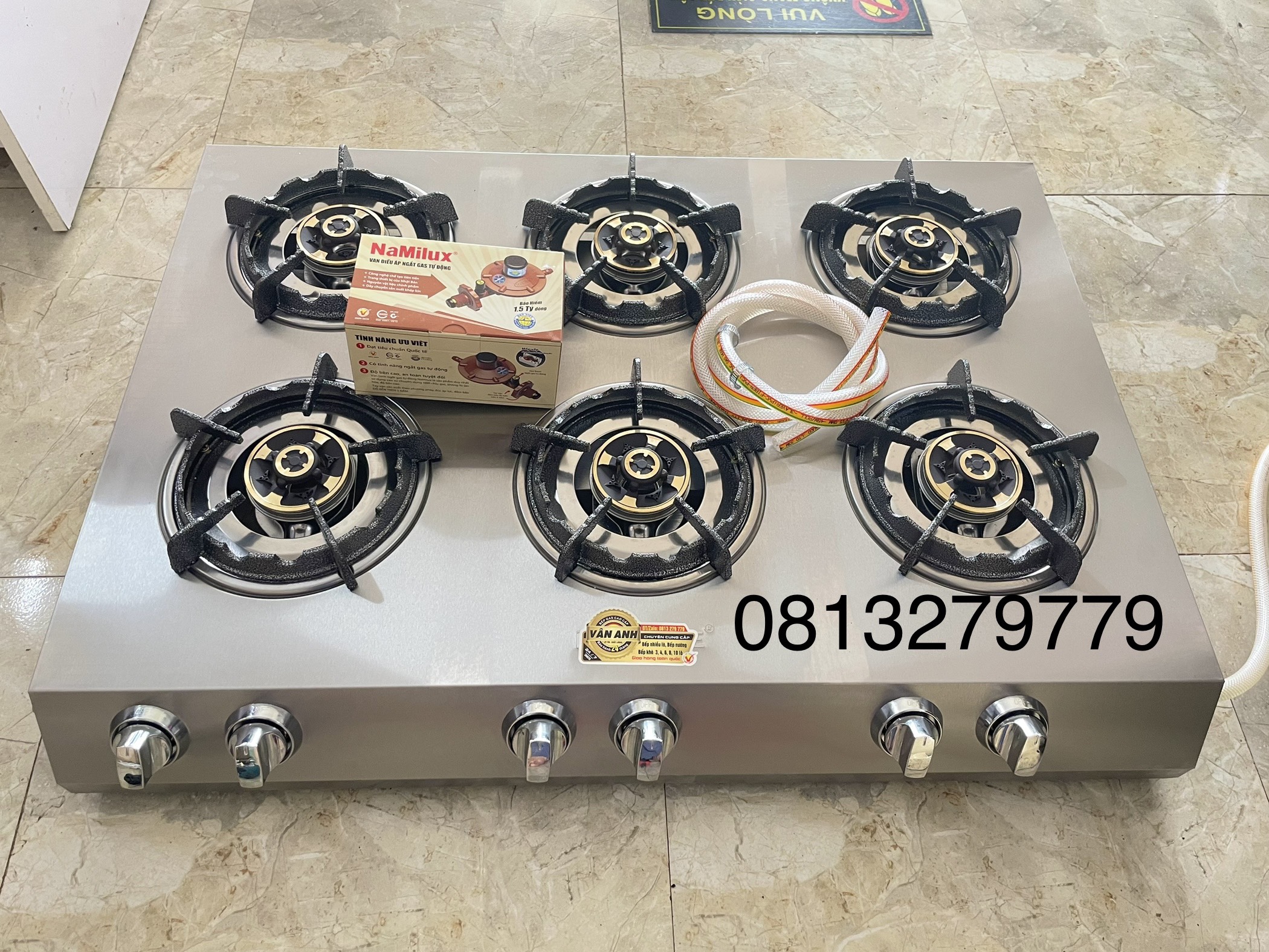 Bếp gas 6 họng cao cấp ( đầu đốt bằng đồng kiềng gang nút inox )