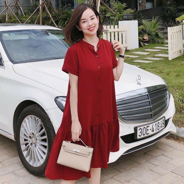 Đầm đỏ đuôi cá cổ trụ