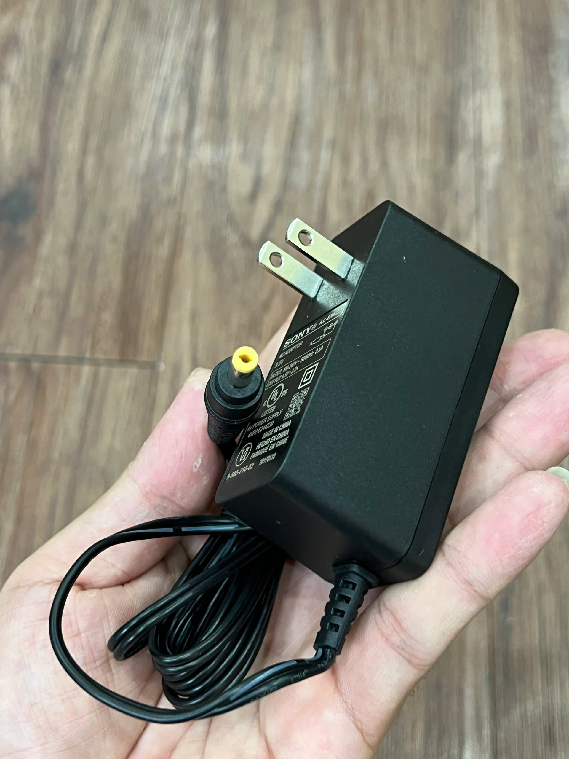 Sạc Loa Bluetooth Sony SRS XB40 loại tốt
