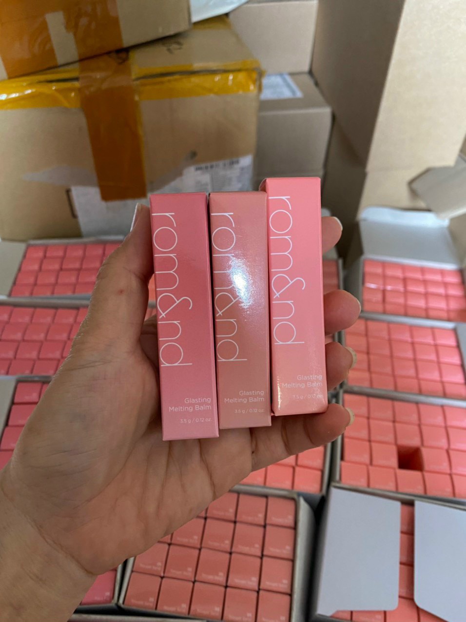 SON DƯỠNG ROMAND GLASTING MELTING BALM 3.5G