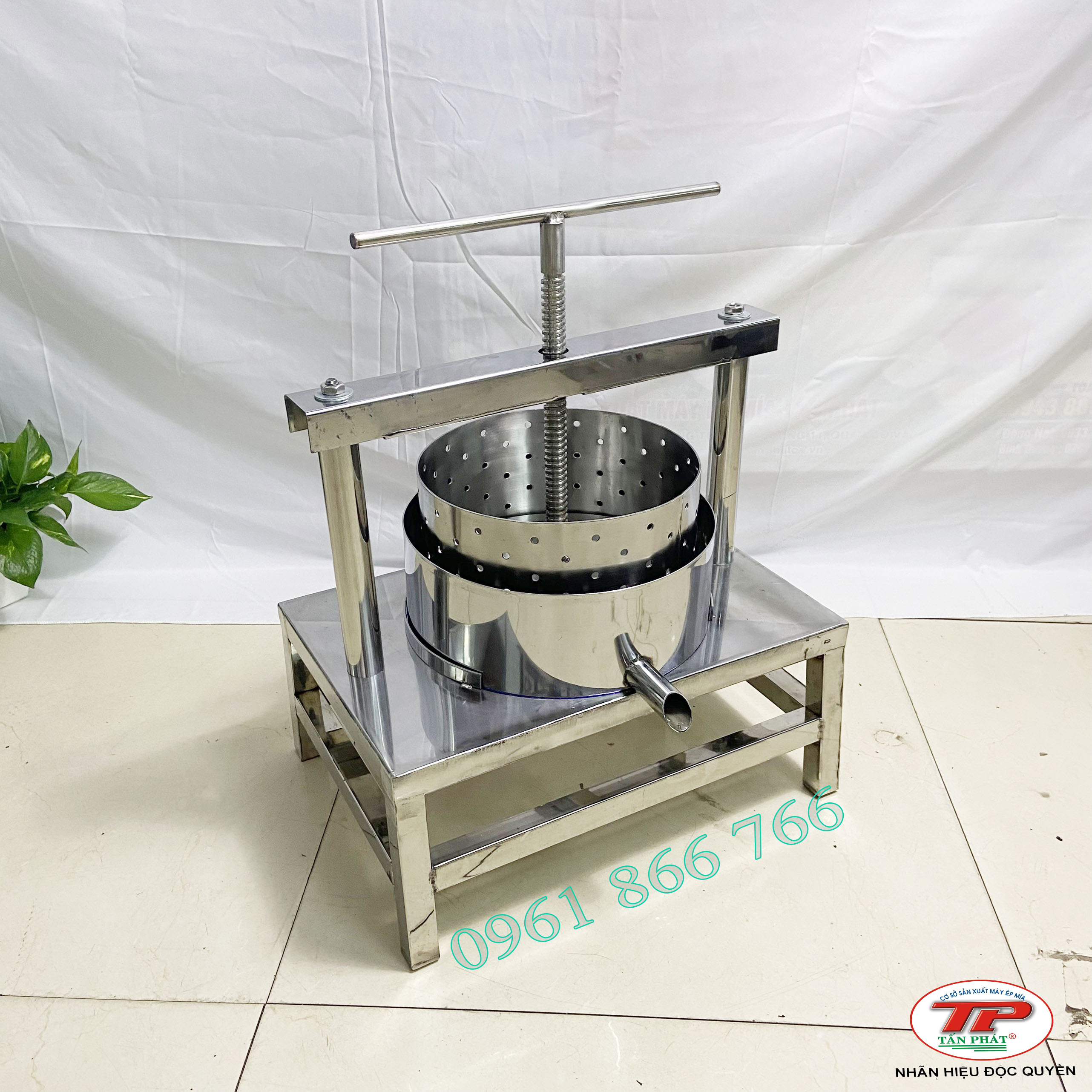 MÁY ÉP CỐT DỪA BẰNG TAY 25CM