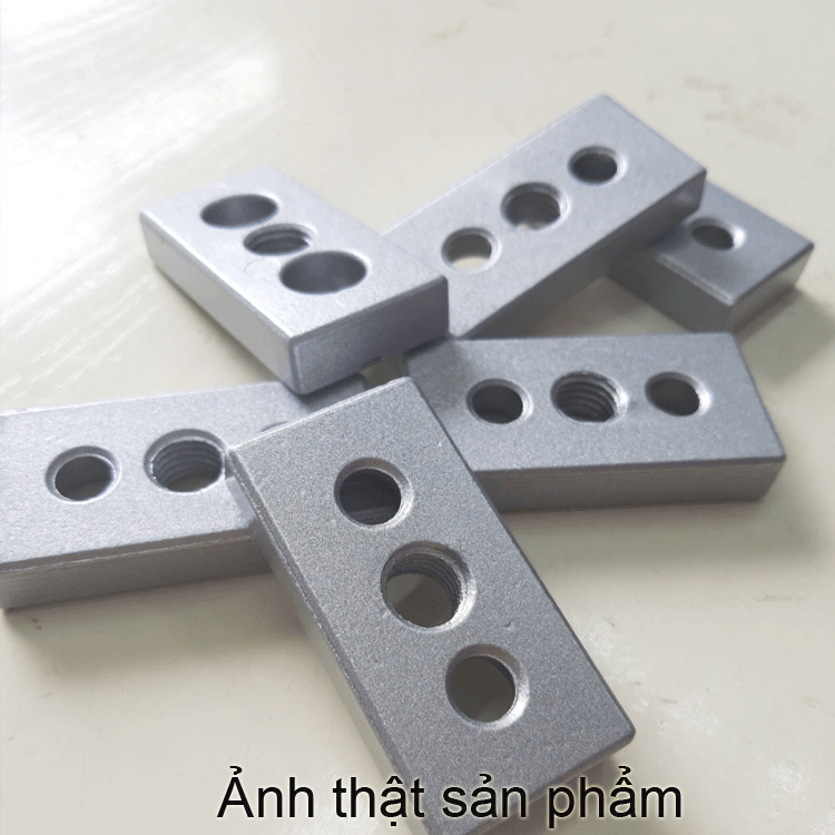 Mặt bích nối góc 3060 M12