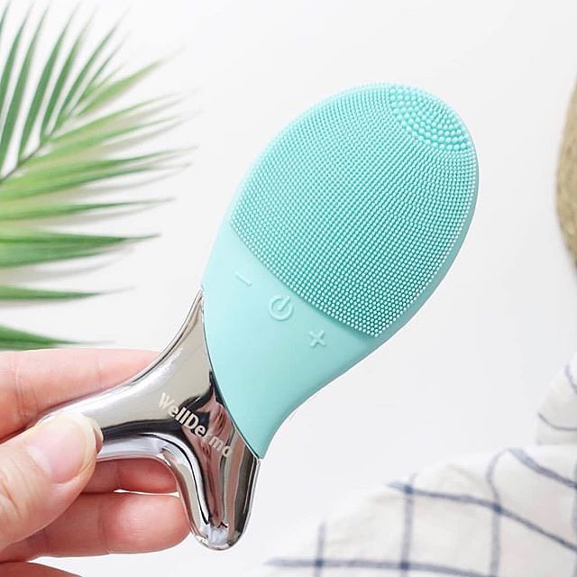 Máy Rửa Mặt Con Cá Hàn Quốc WellDerma Cleansing Fish