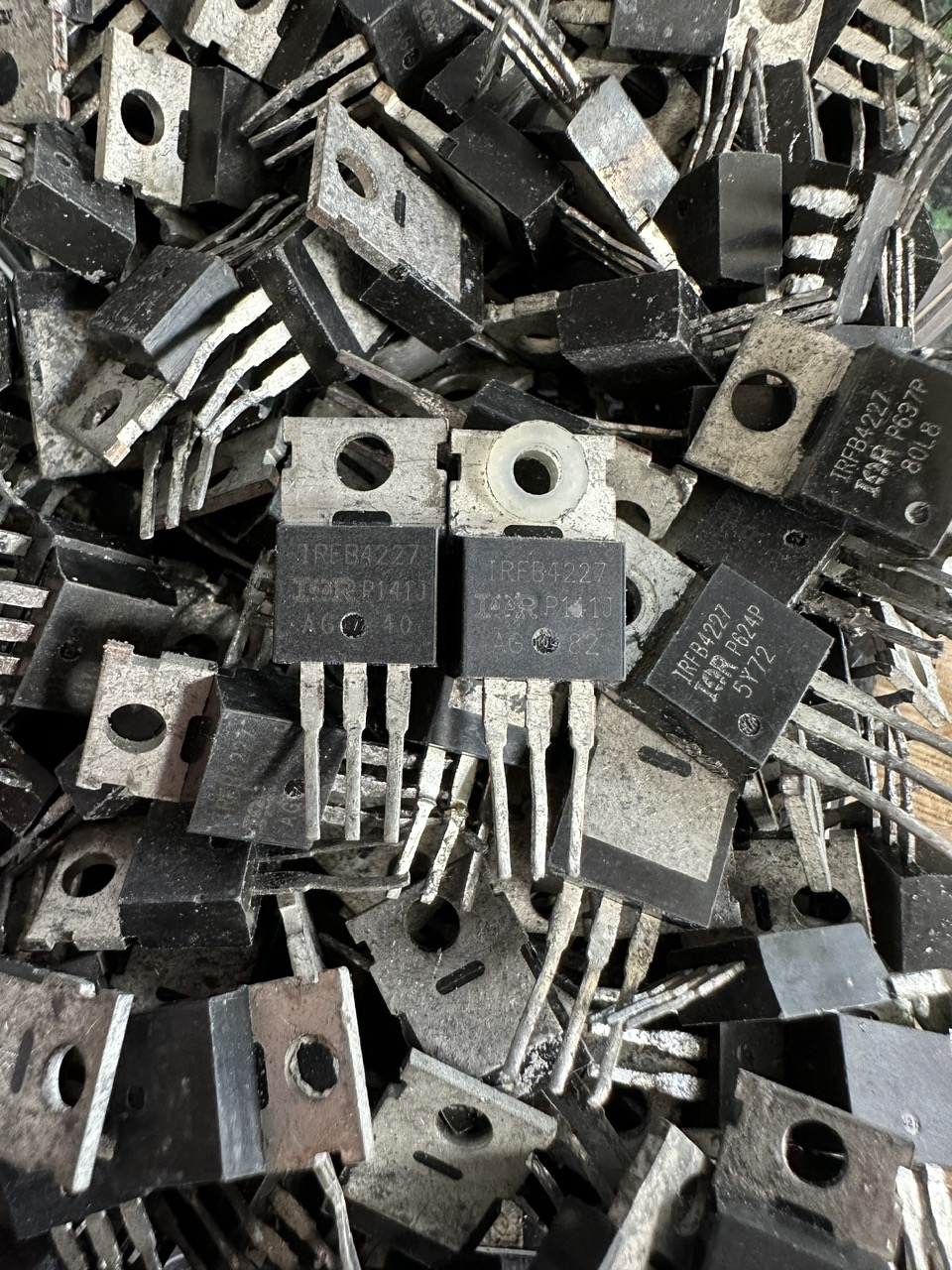 4227 IRFB4227 Mosfet Irfb4227 fb4227 To-220 tháo máy