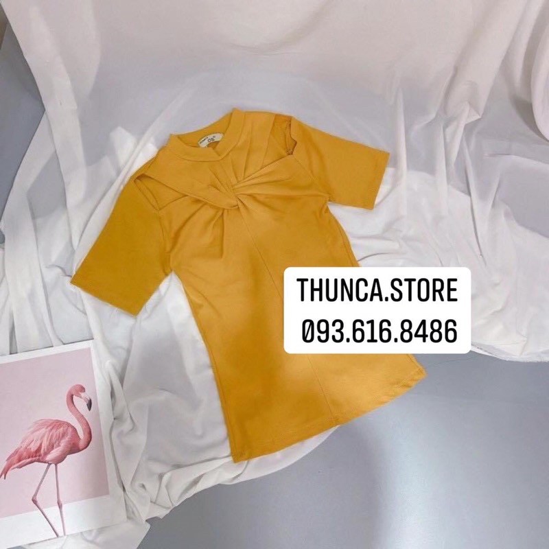 Áo Thun Kiểu Xoắn Ngực Hở Vai