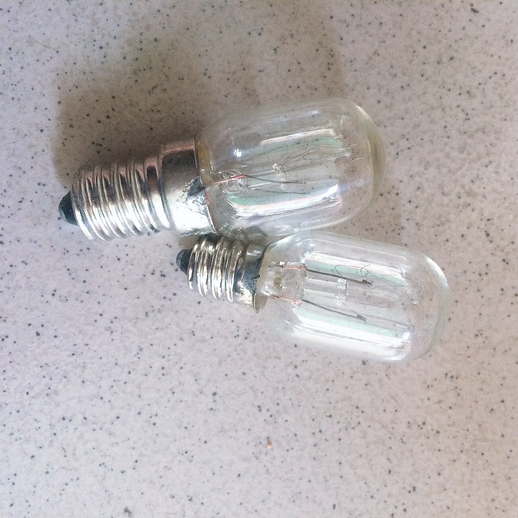 Bóng đèn tủ lạnh 15W đui xoáy chuôi E12 E14 E16 Tốt