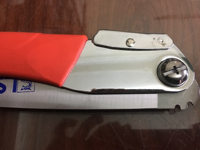 Cưa cành gấp gọn