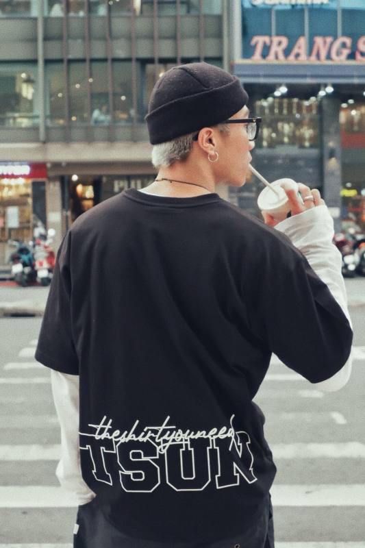 Áo thun TSUN Sig 2 - Black unisex nam nữ