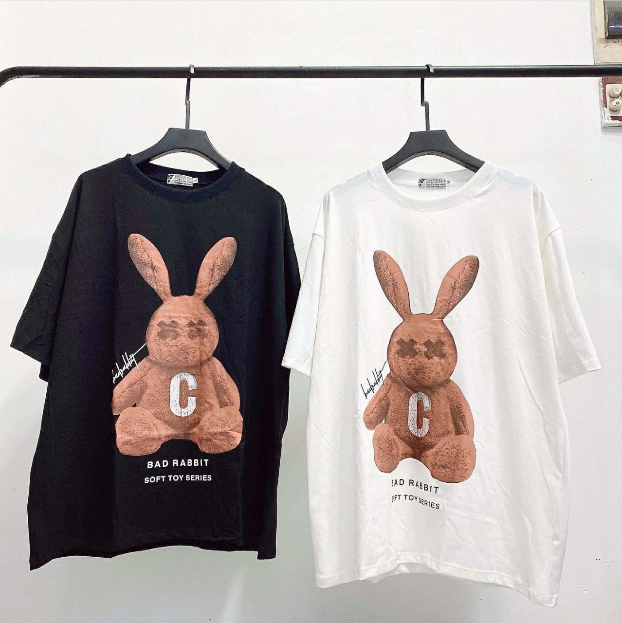 Áo Thun Tay Lỡ RABBIT TOY BROWN Unisex