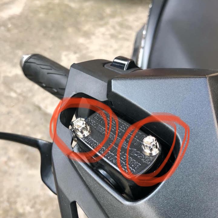Ốc nắp dầu inox Salaya Giá 1 Con