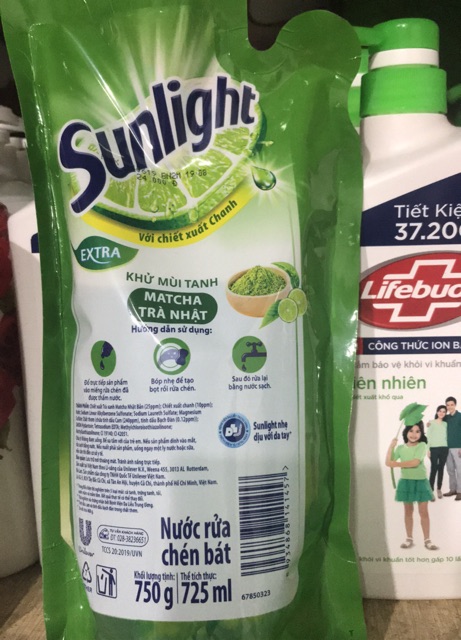Nước Rửa Chén Sunlight Trà Xanh 750G