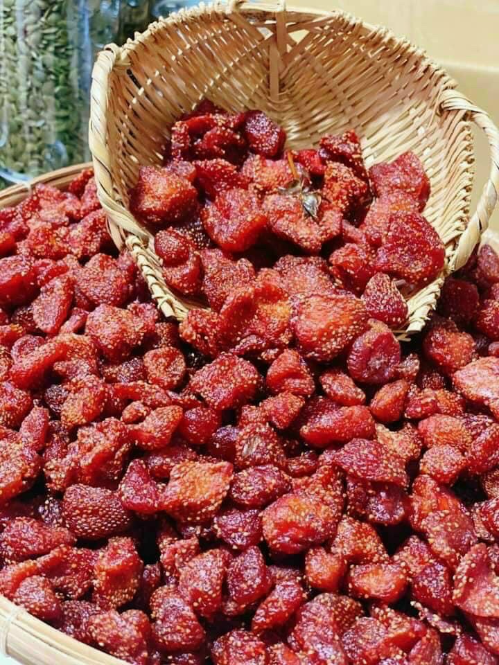Dâu Tây Sấy dẻo - hủ 300gr