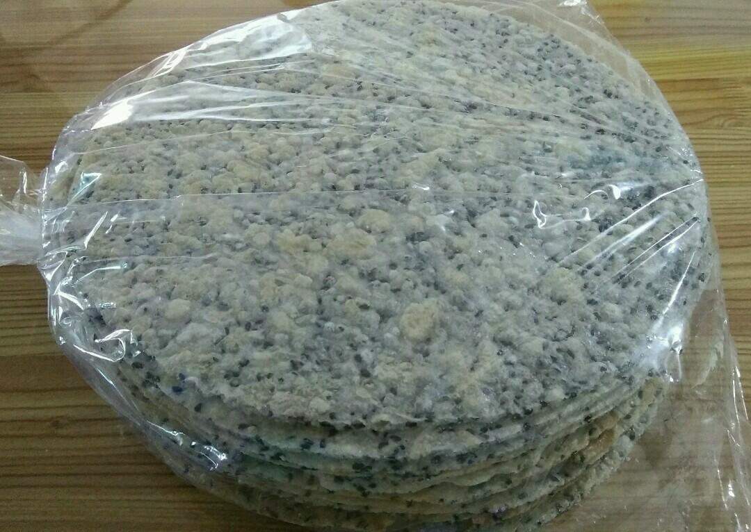 Bánh tráng mè đen cốt dừa (10 cái)