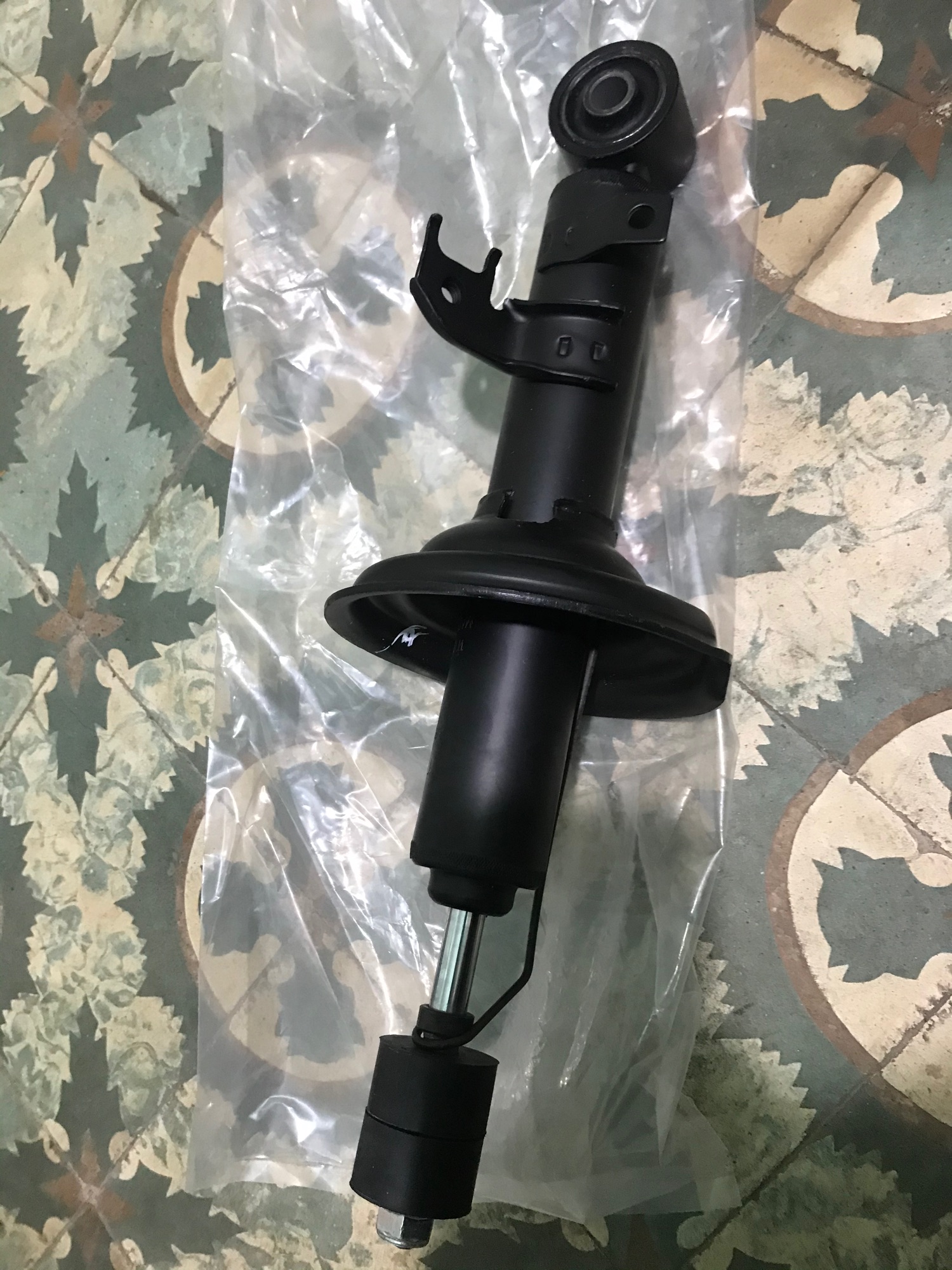 Giảm sóc trước  dung cho xe innova 2006-2015