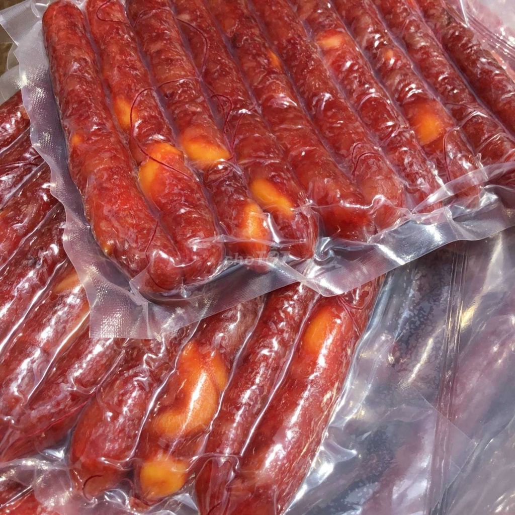 Lạp Xưởng Trứng Muối Trai Đẹp 500g