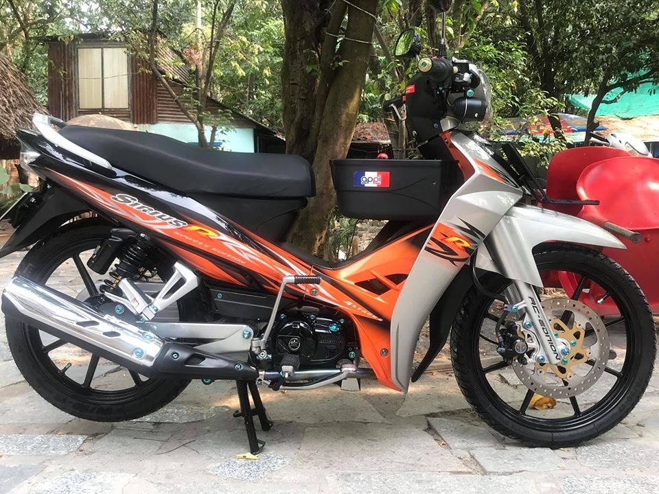 Tem rời Sirius chữ R bạc cam đen