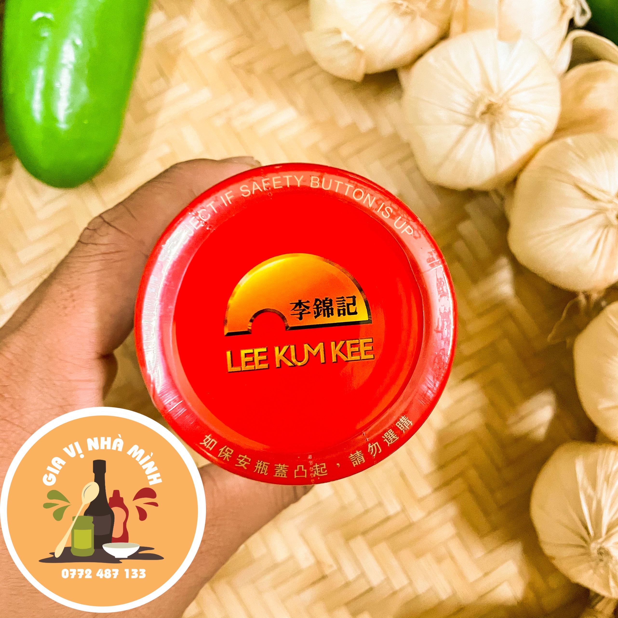 TƯƠNG HỘT LEE KUM KEE - HỦ 240GR
