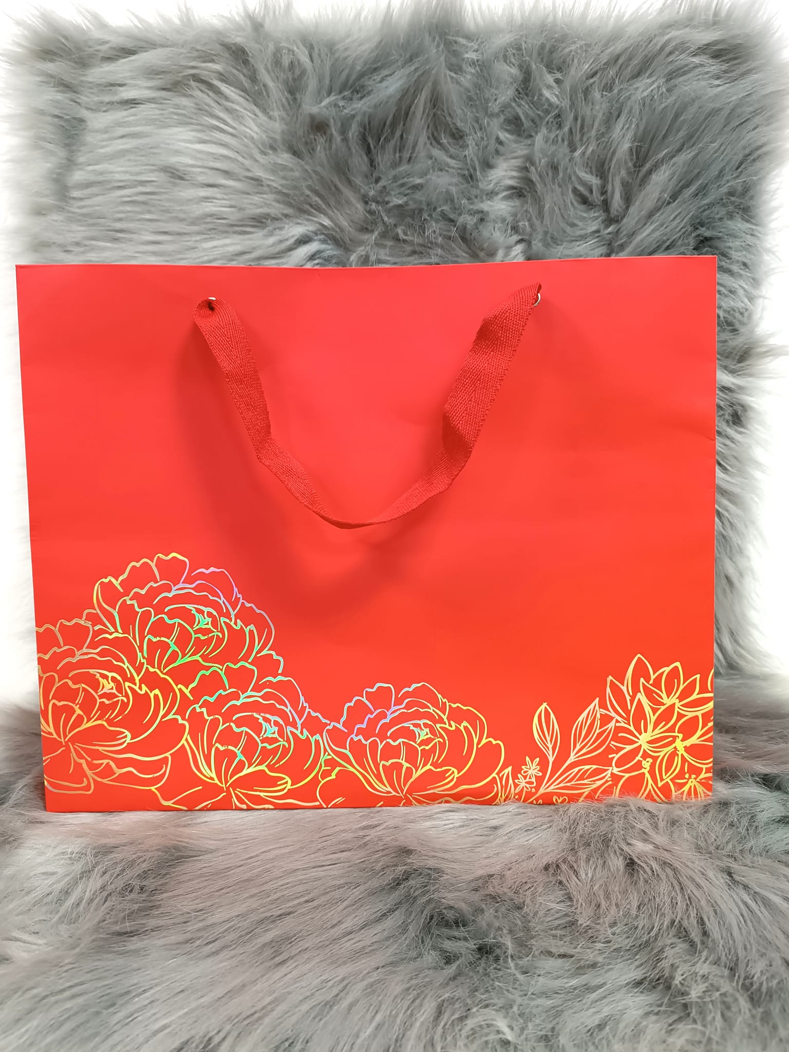 Combo 50 Túi giấy đựng quà lớn TT01 (KT: 28 x 35 x 14 cm)