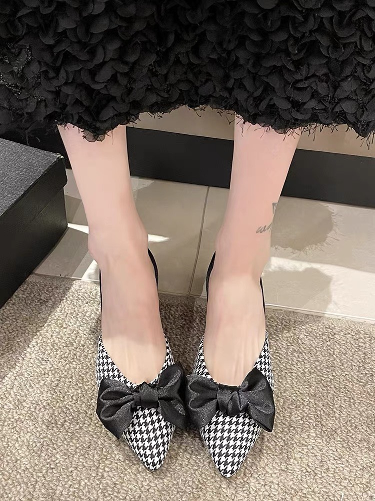 Sandal/ Dép Nữ Mũi Nhọn Nơ Lụa- hottrend ( sandal lụa) Mã H20caro