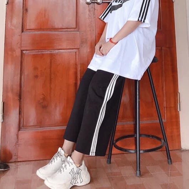 QUẦN THỂ THAO BA SỌC RỘNG