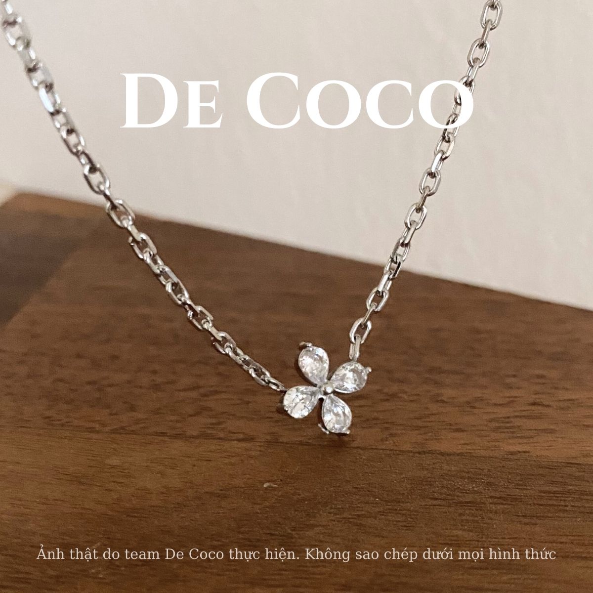 Không đen gỉ - vòng cổ, dây chuyền nữ hoa 4 cánh mori de coco