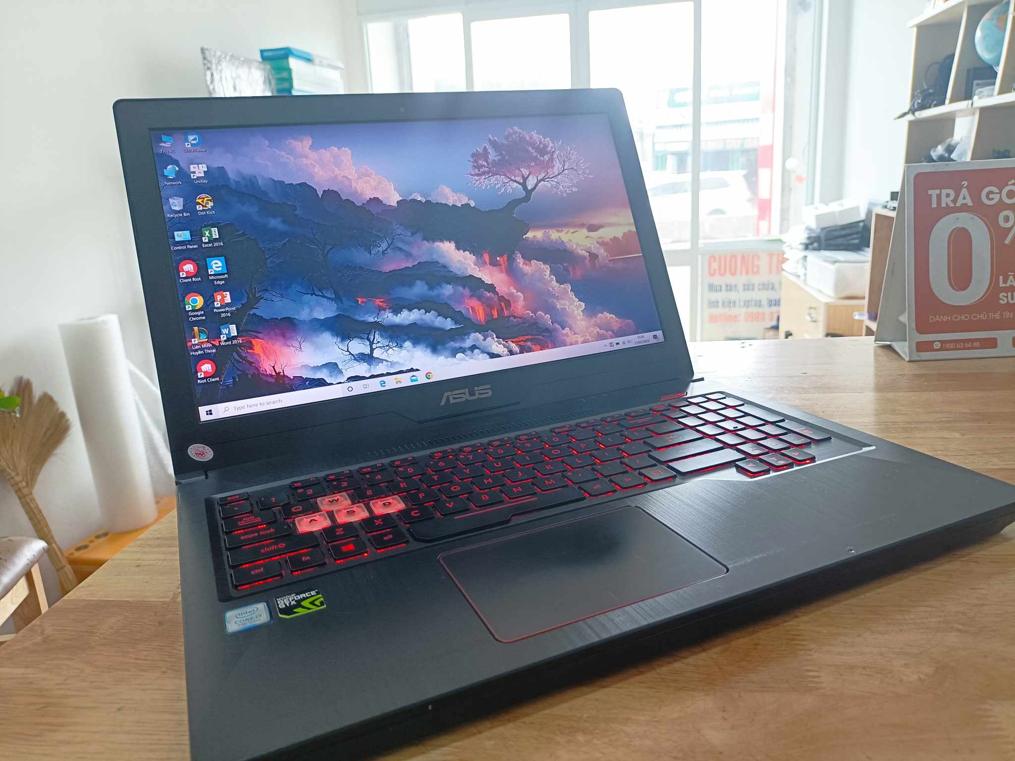 Asus rog gaming fx503vd core i7 7700hq ram 16g ssd 256g+1t 15.6inch fhd vga gtx1050