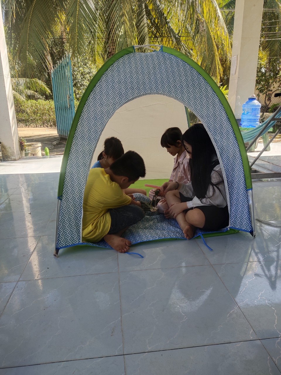 com bo lều trẻ em cao cấp