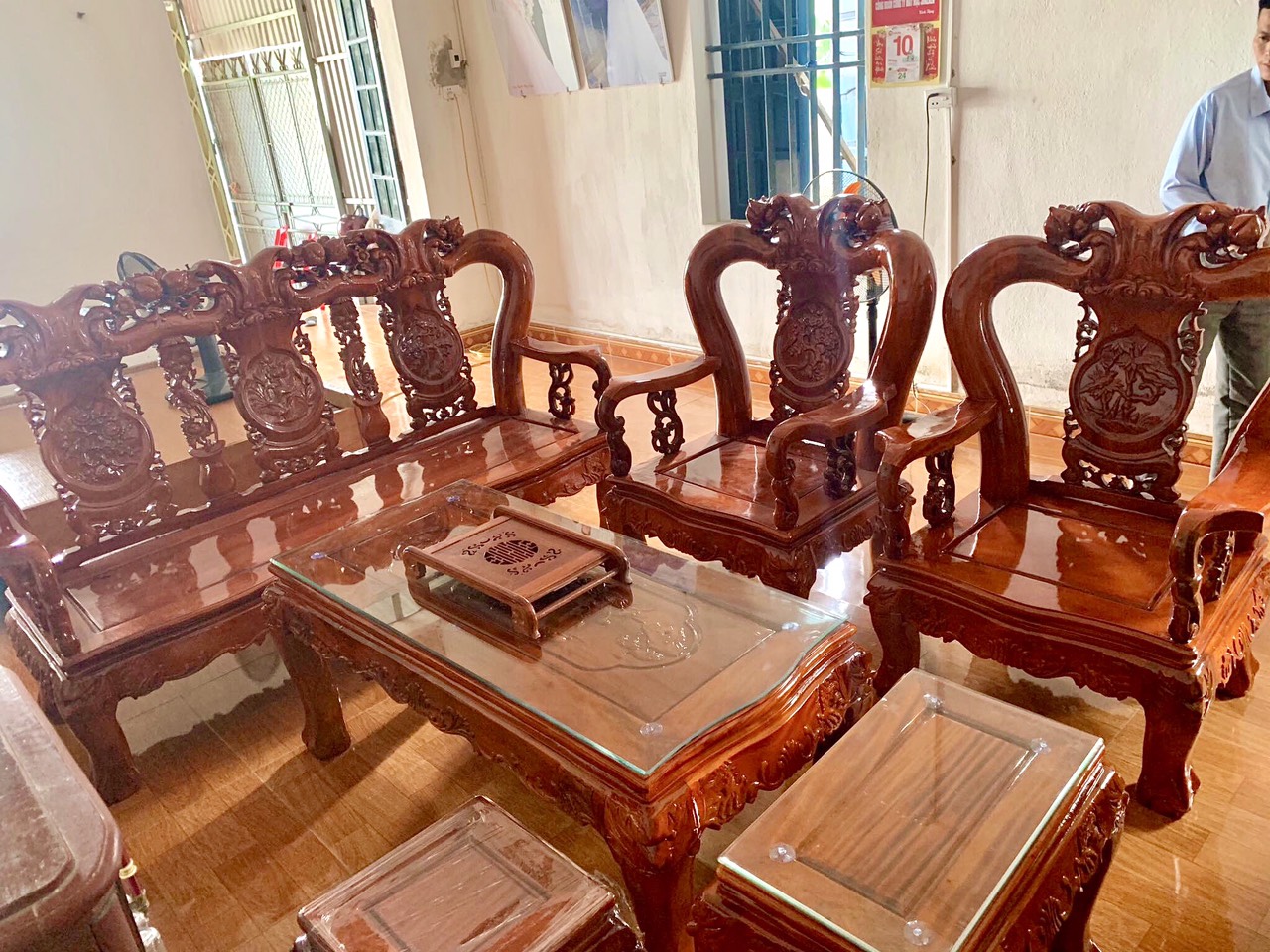 Bộ bàn ghế Minh Quốc Đào gỗ xà cừ