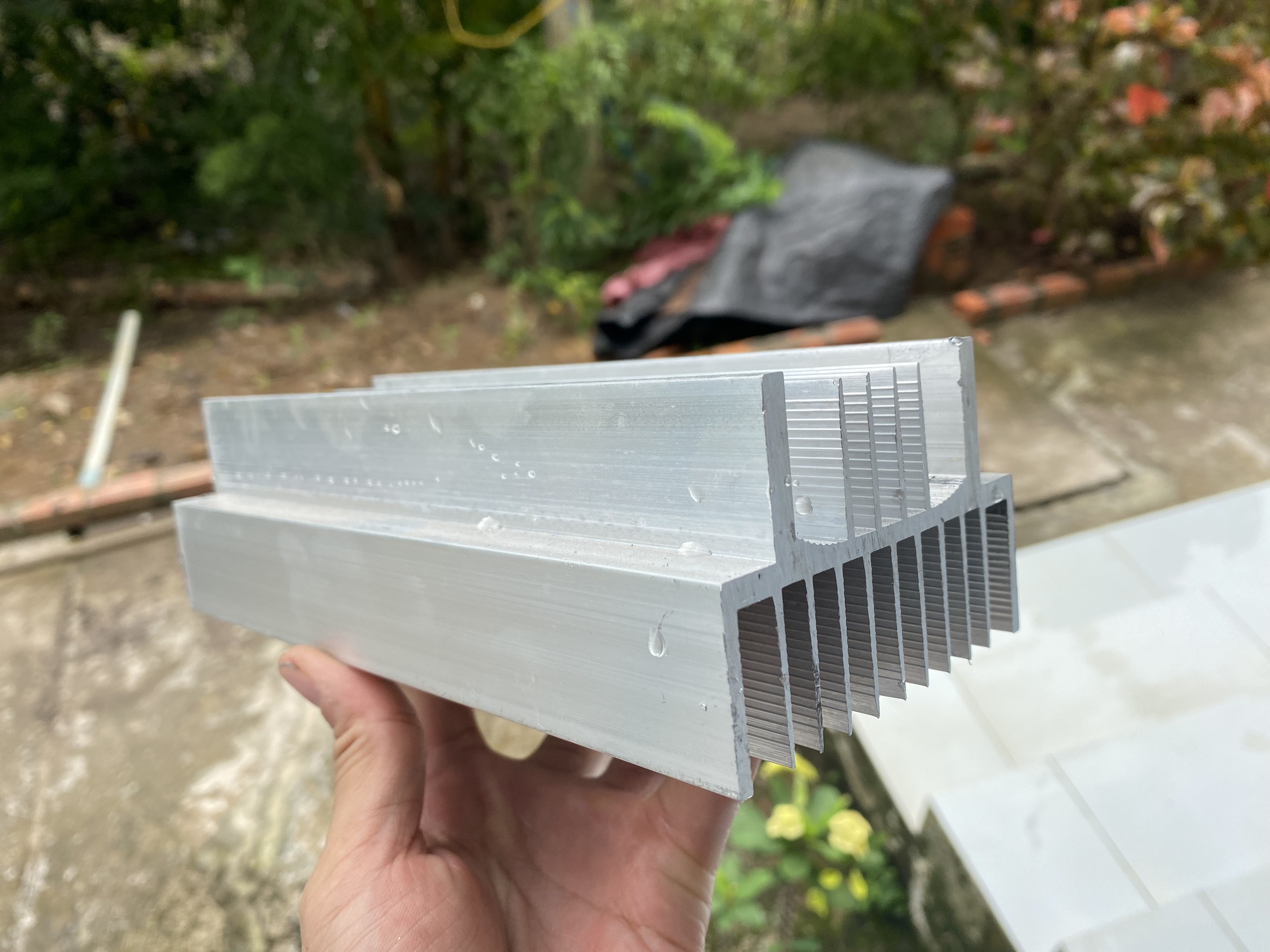 Nhôm tản nhiệt 2U 20CM