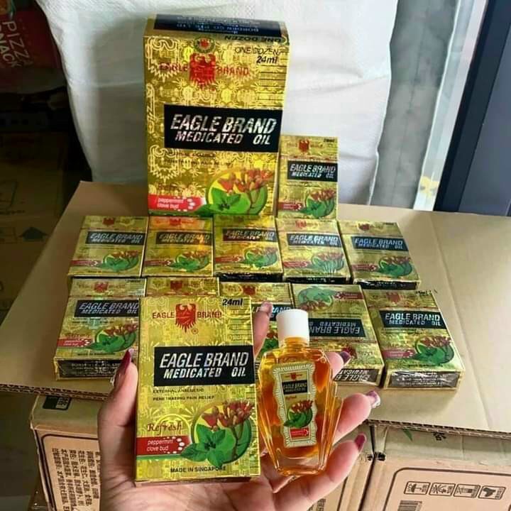 Dầu Gió Vàng Singapore Con Ó Eagle Brand 24ml