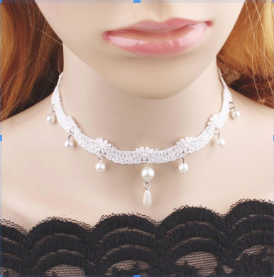 Vòng cổ choker ren trắng đính chuỗi ngọc trai cao cấp