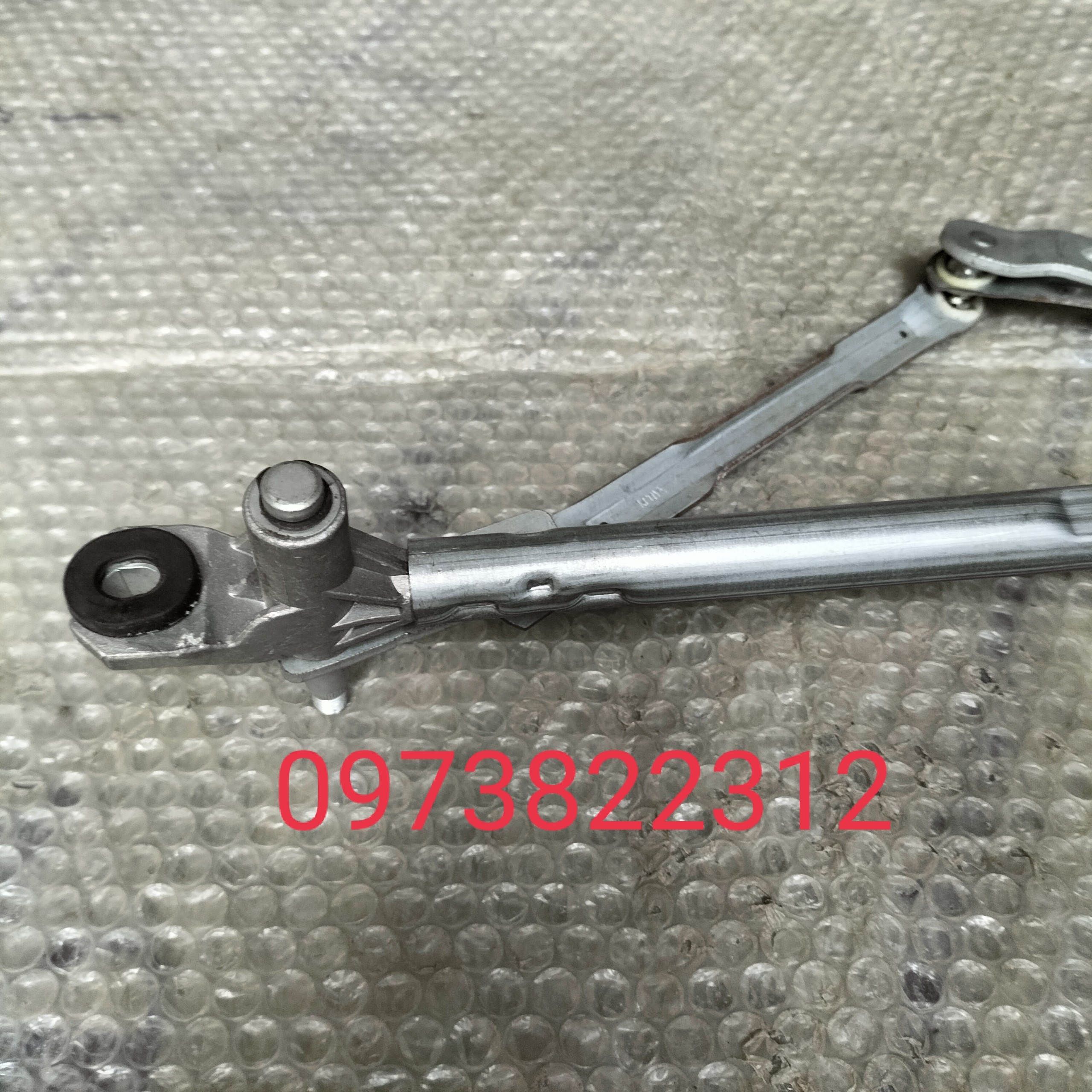 Thanh giằng gạt mưa Captiva ( Giá 1 Chiếc )