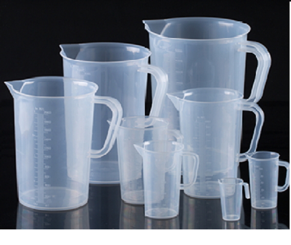Ca nhựa chia vạch 1000ml