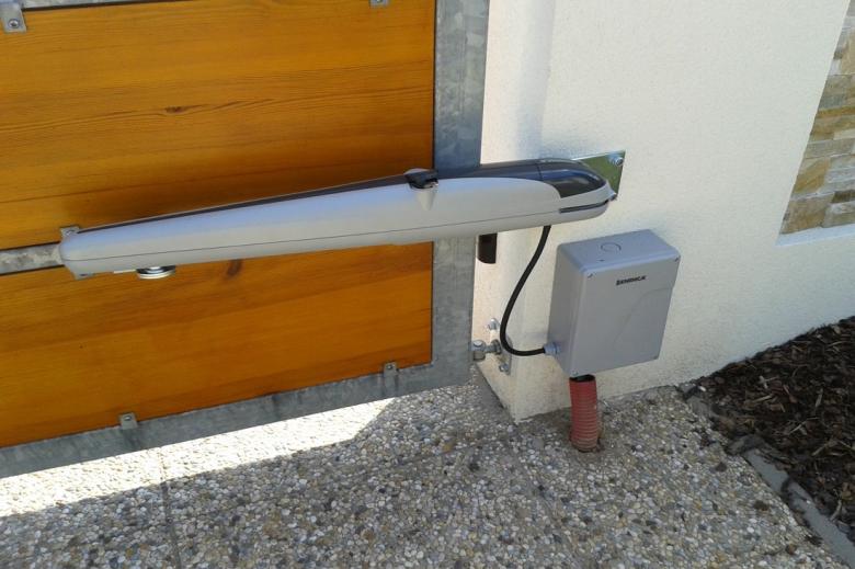 [HCM]Remote cổng tự động Beninca