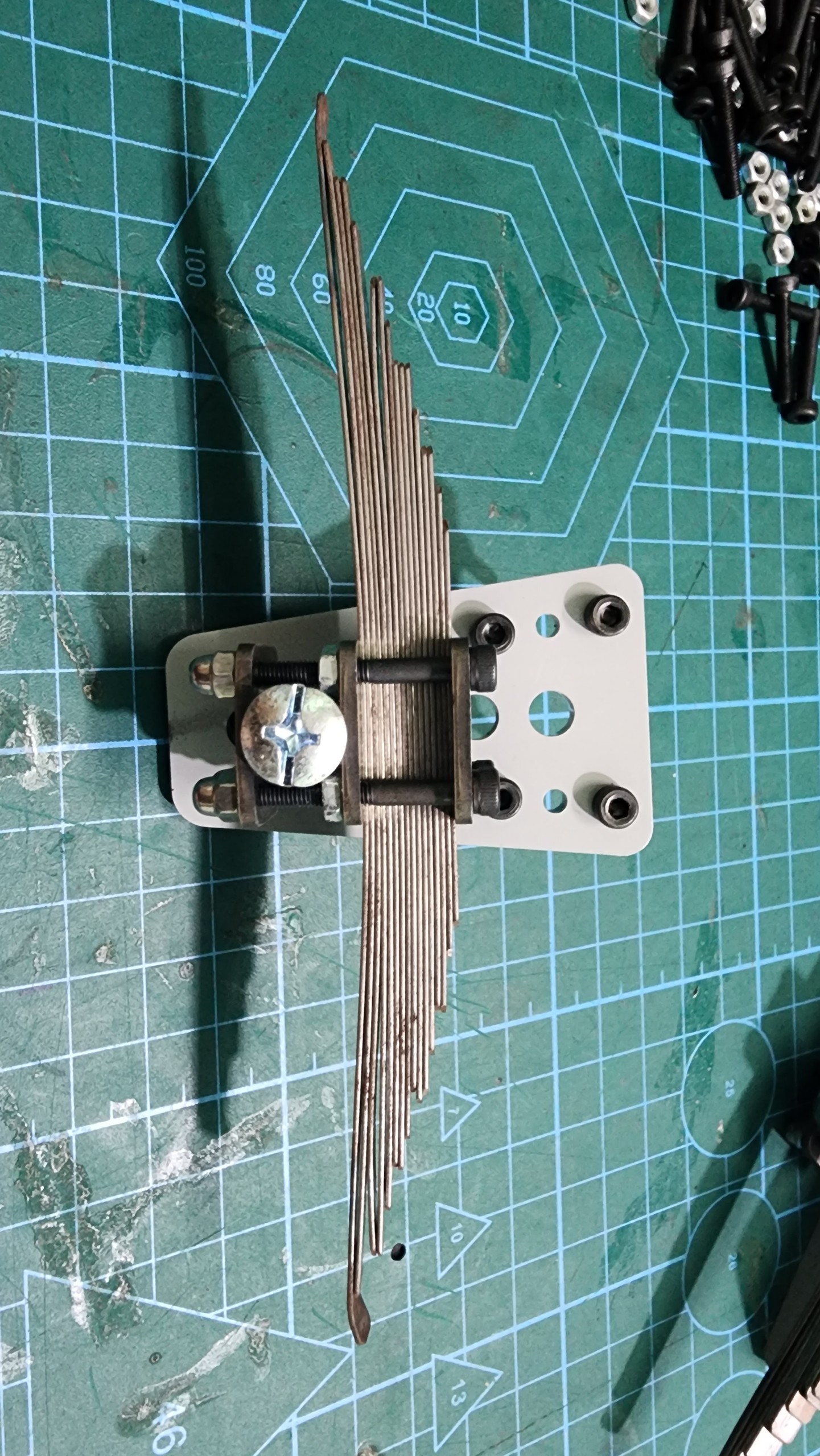 Bộ nhíp bập bênh xe RC 1/10