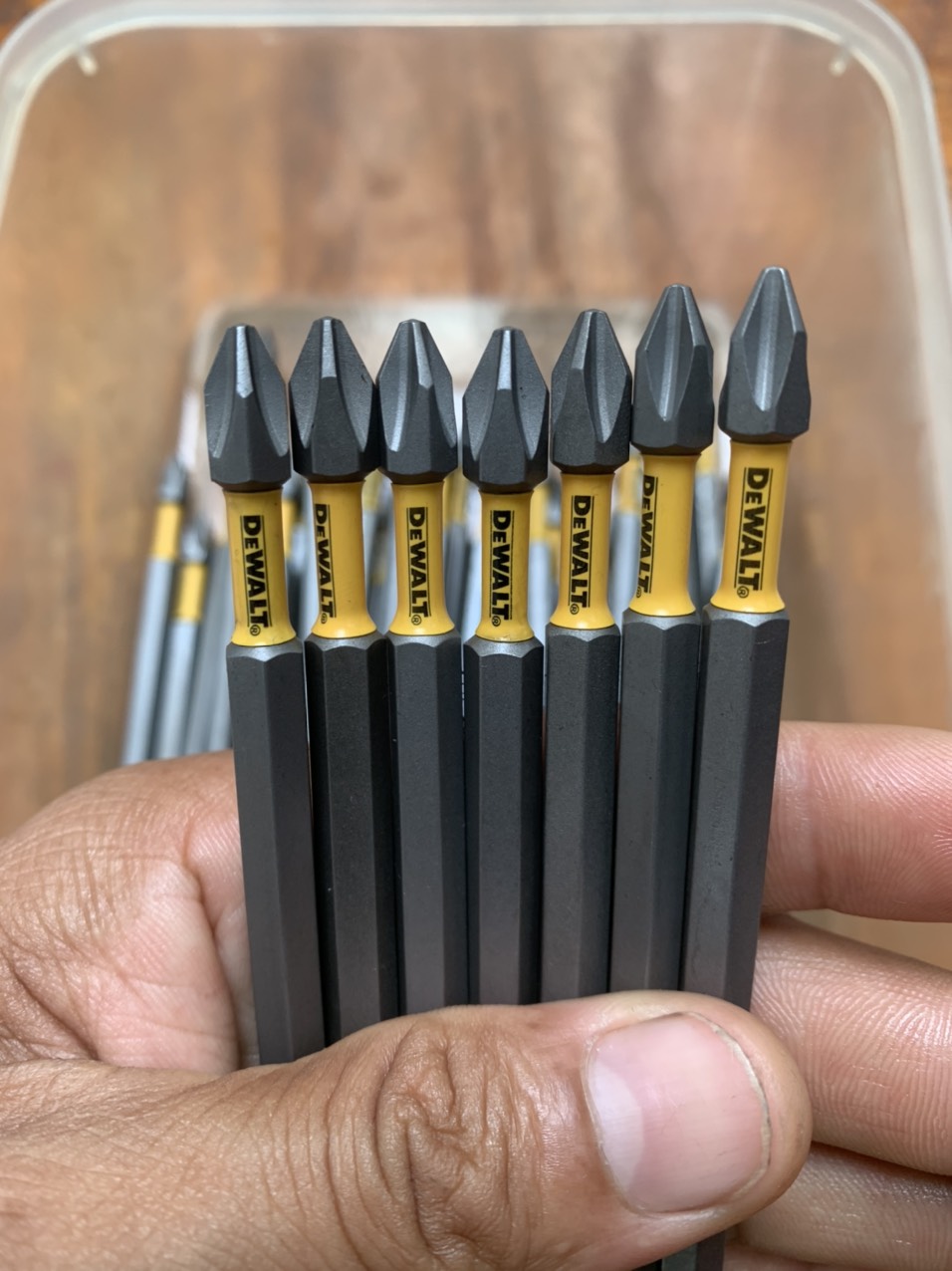 Mũi vít PH2 Dewalt xám dài 152mm chính hãng có từ ( SL : 1 mũi )