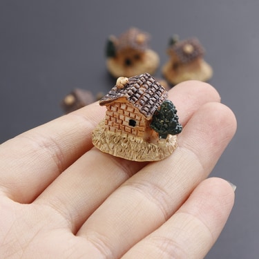 Bộ 5 ngôi nhà mini trang trí tiểu cảnh.
