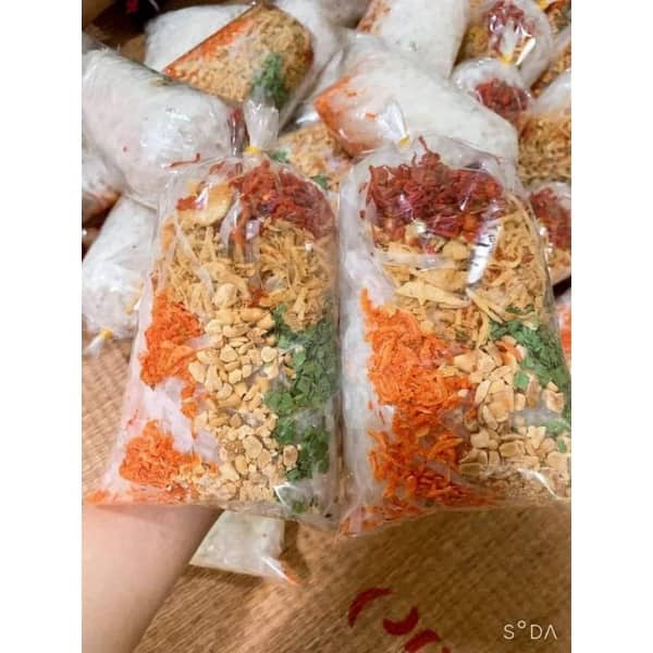 1 bịch bánh tráng trộn thập cẩm satế