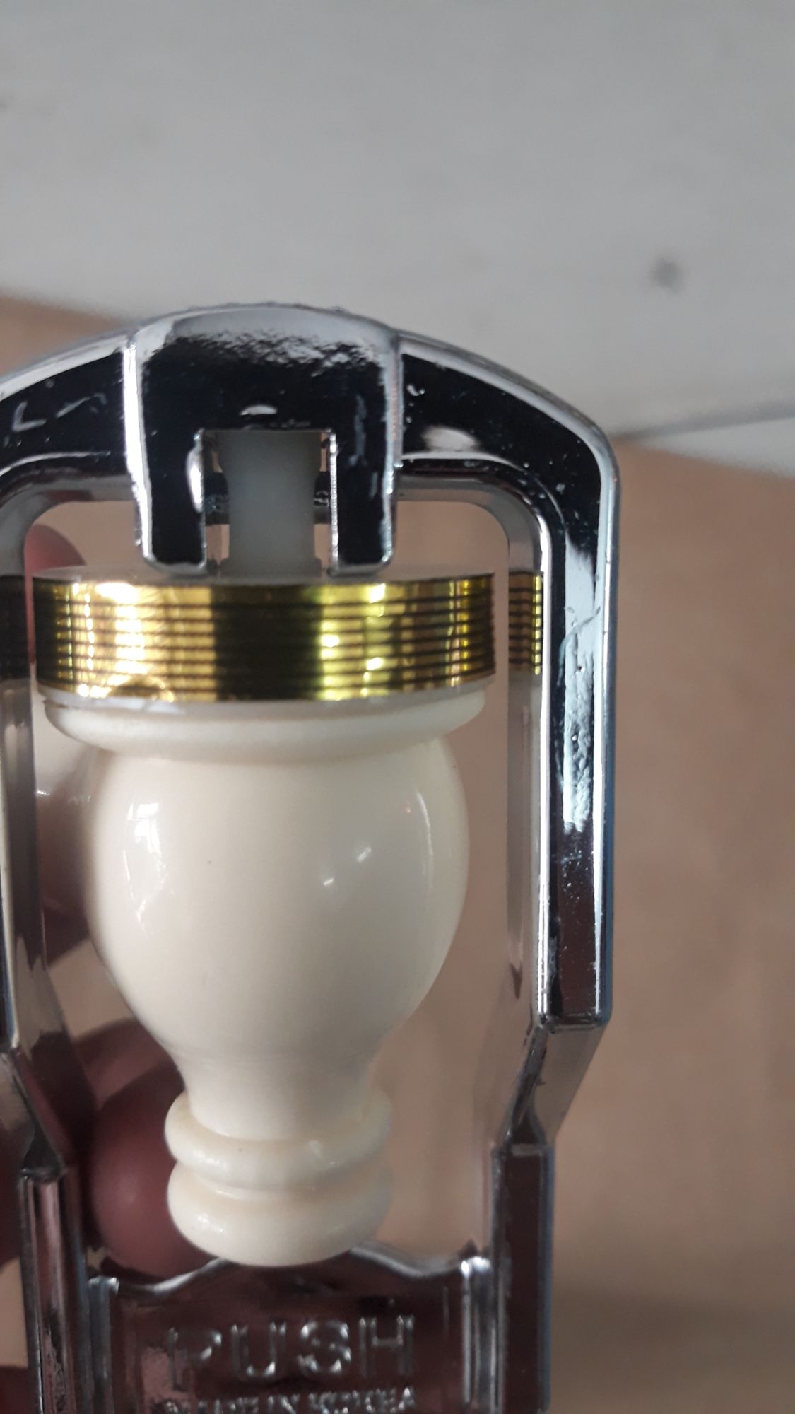 Vòi bình lọc nước cao cấp ( VOIXITOT)
