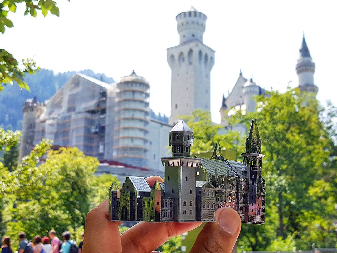 Mô Hình 3D Kim Loại Lắp Ráp Lâu Đài Neuschwanstein Đức [Chưa Lắp]