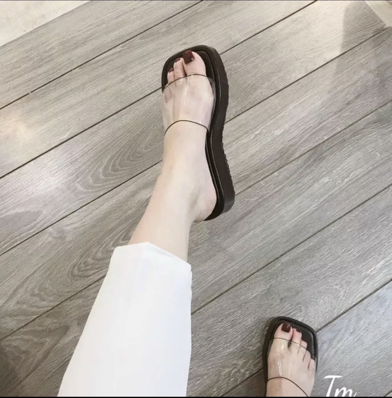 Dép bánh mì quai trong HP11