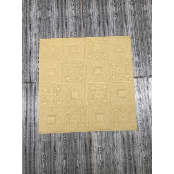 Xốp dán tường 3D Hoa văn tim 70x70cm