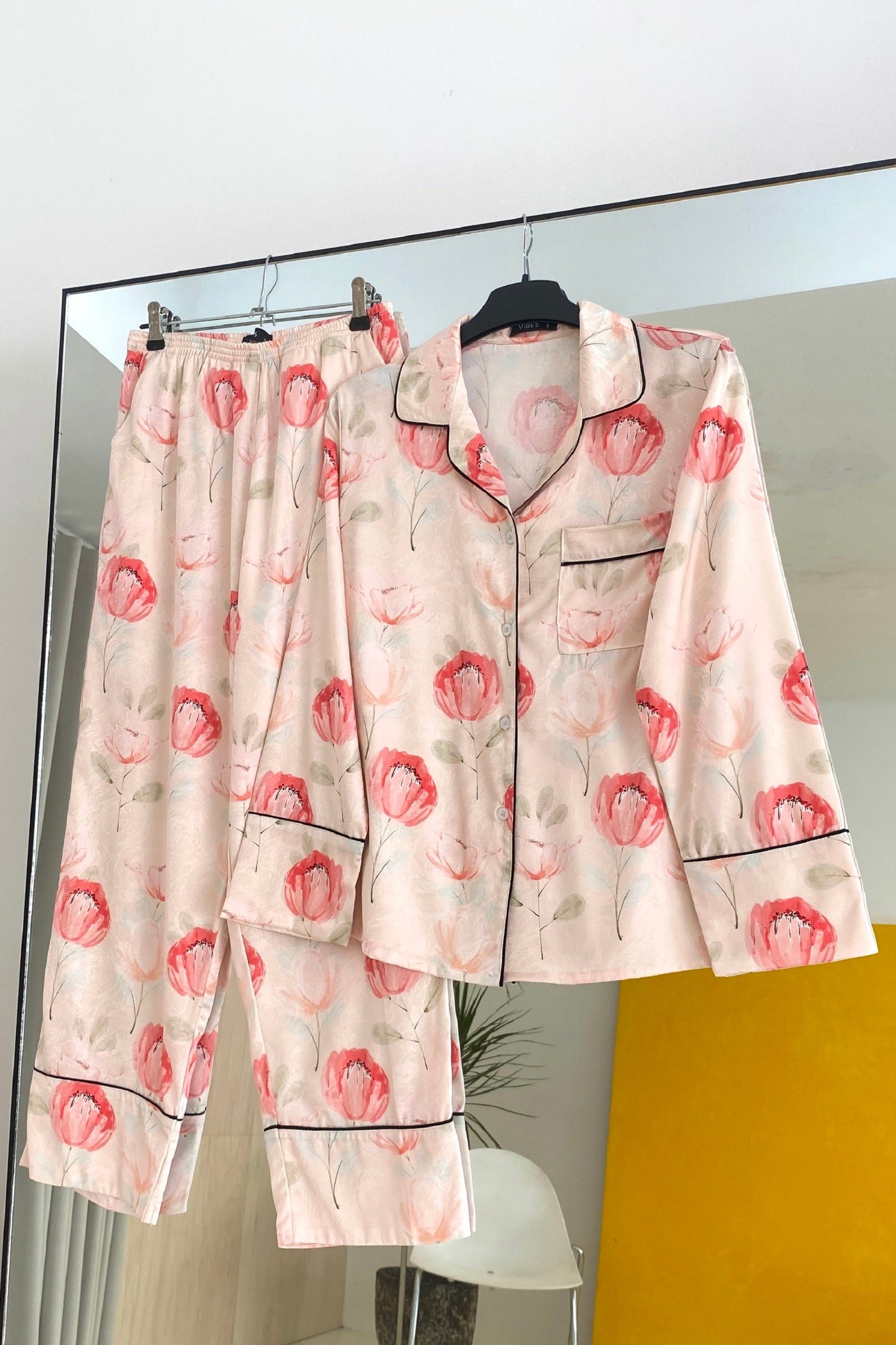 VIBES Pijama dài tay Lụa gấm Jolie Long Sleeve Py Set