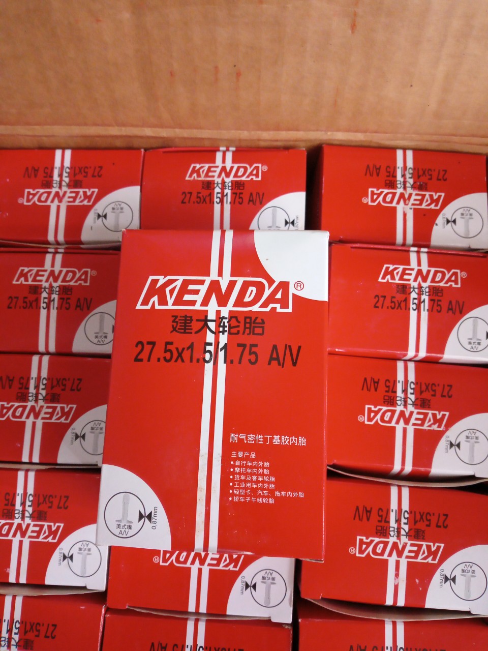 Săm (ruột) xe đạp kenda 27.5*1.5/1.75 AV