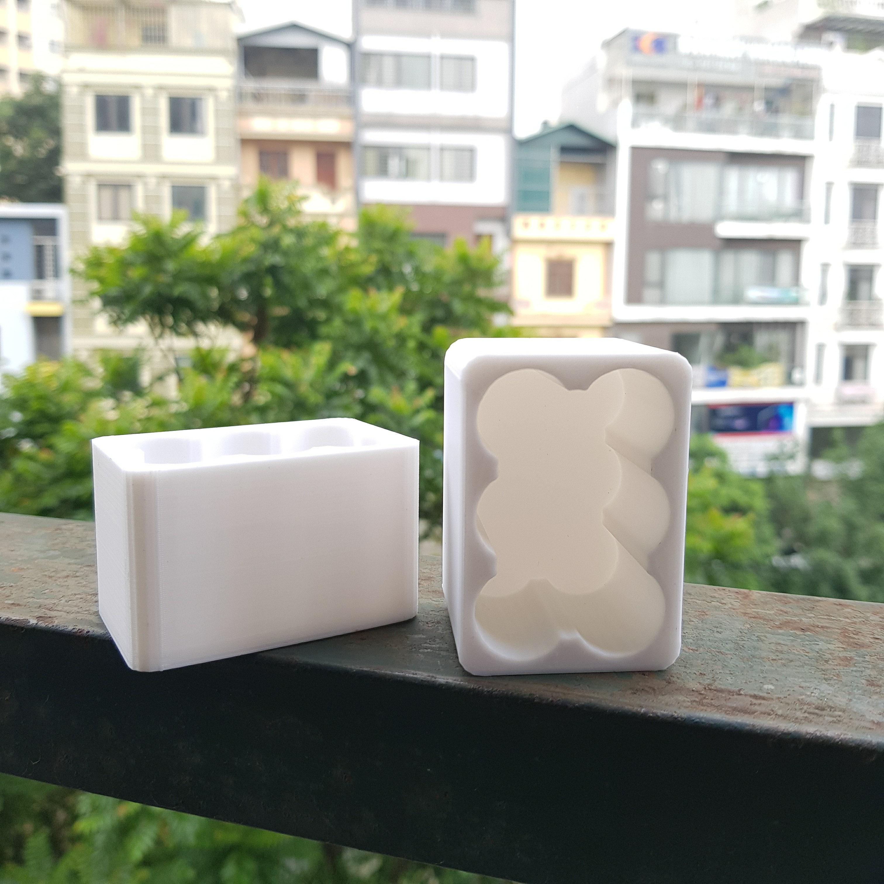 18650 67.2p cell battery welding mould for national, cids 12v