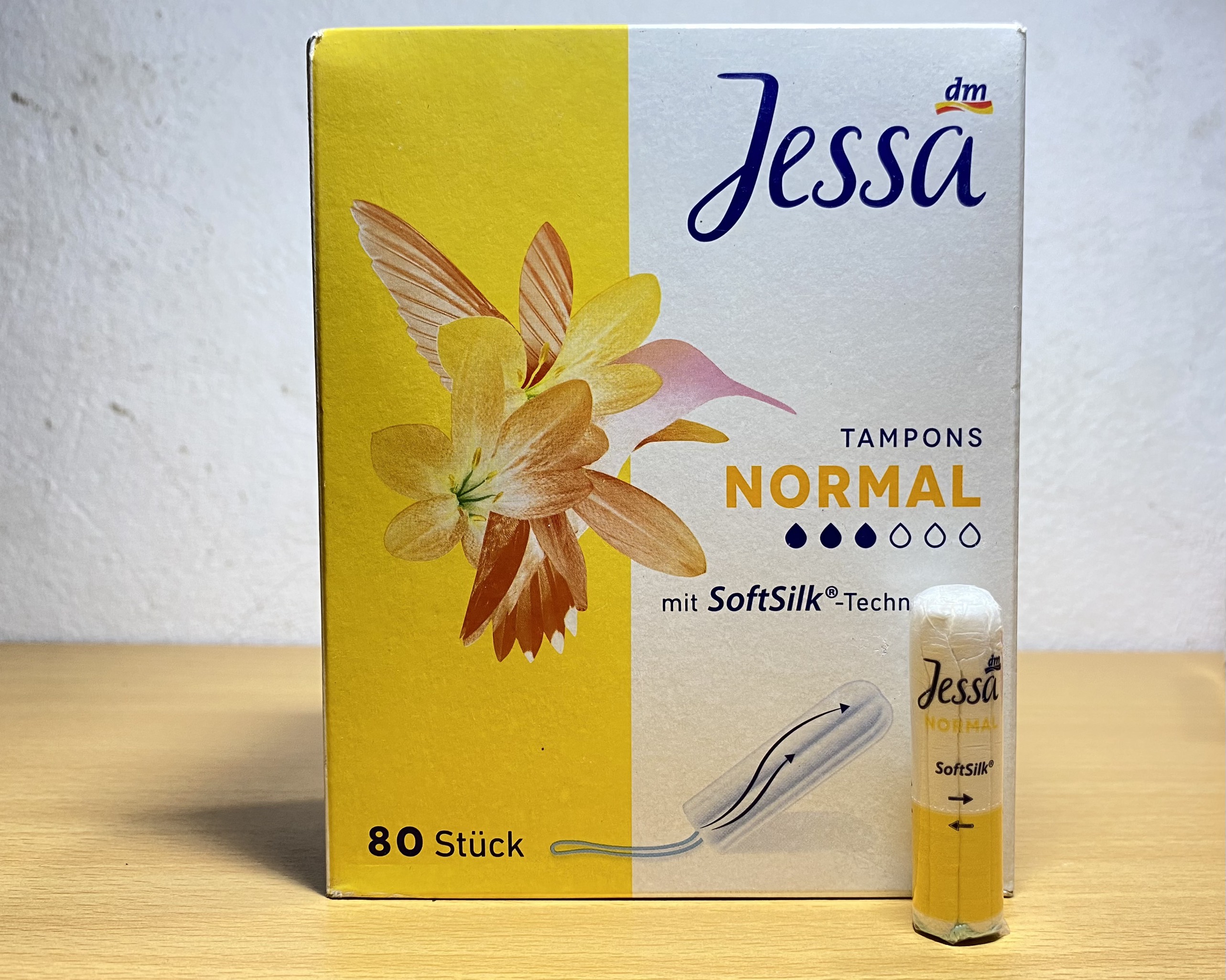 TAMPON BĂNG VỆ SINH DẠNG NÚT Jessa - Đức